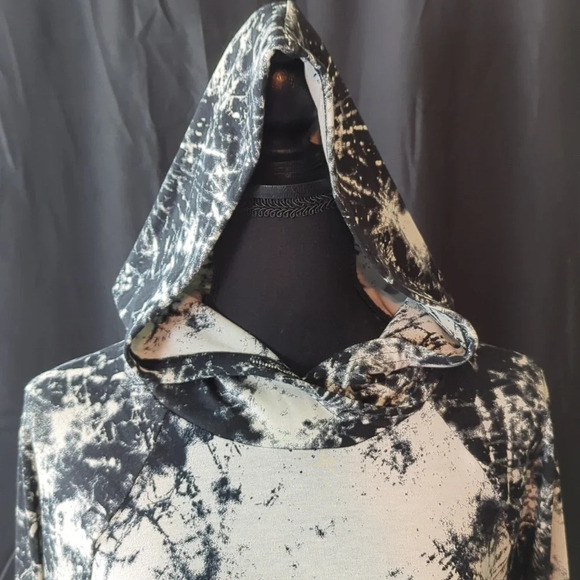 Lularoe Hoodie. Small. EUC - Picture 4 of 7